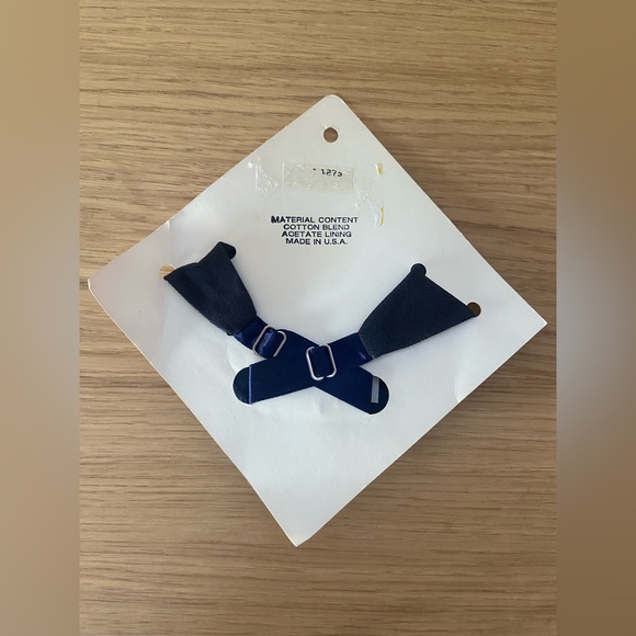 Vintage Under Collar Bib Accessory Brooch - Picture 3 of 3